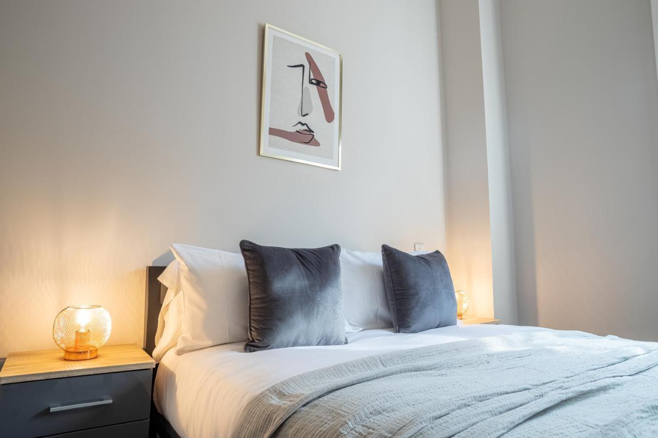 Elegant 1 Bedroom Apartments View & Parking By Opulent サンダーランド エクステリア 写真