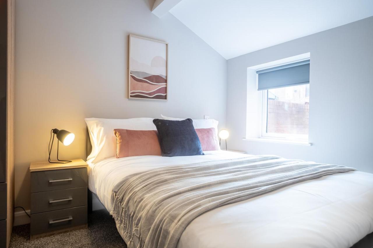 Elegant 1 Bedroom Apartments View & Parking By Opulent サンダーランド エクステリア 写真